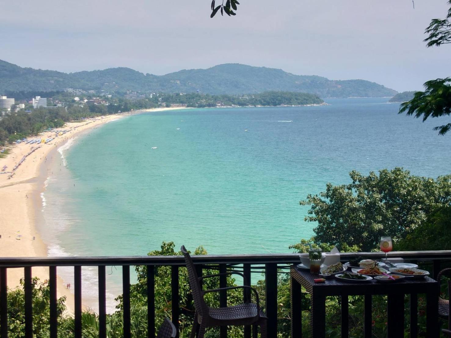 On The Hill Karon Resort Exterior foto