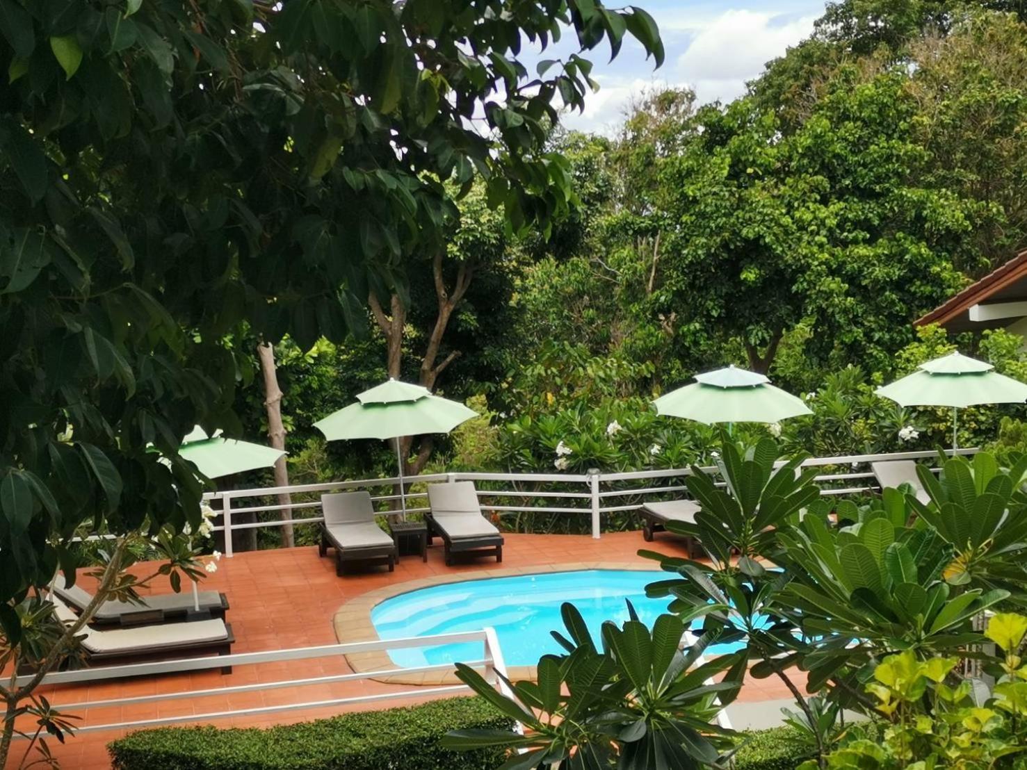 On The Hill Karon Resort Exterior foto