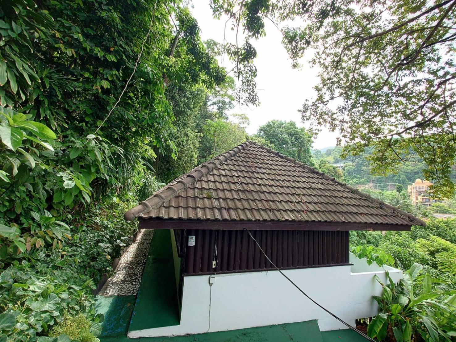 On The Hill Karon Resort Exterior foto