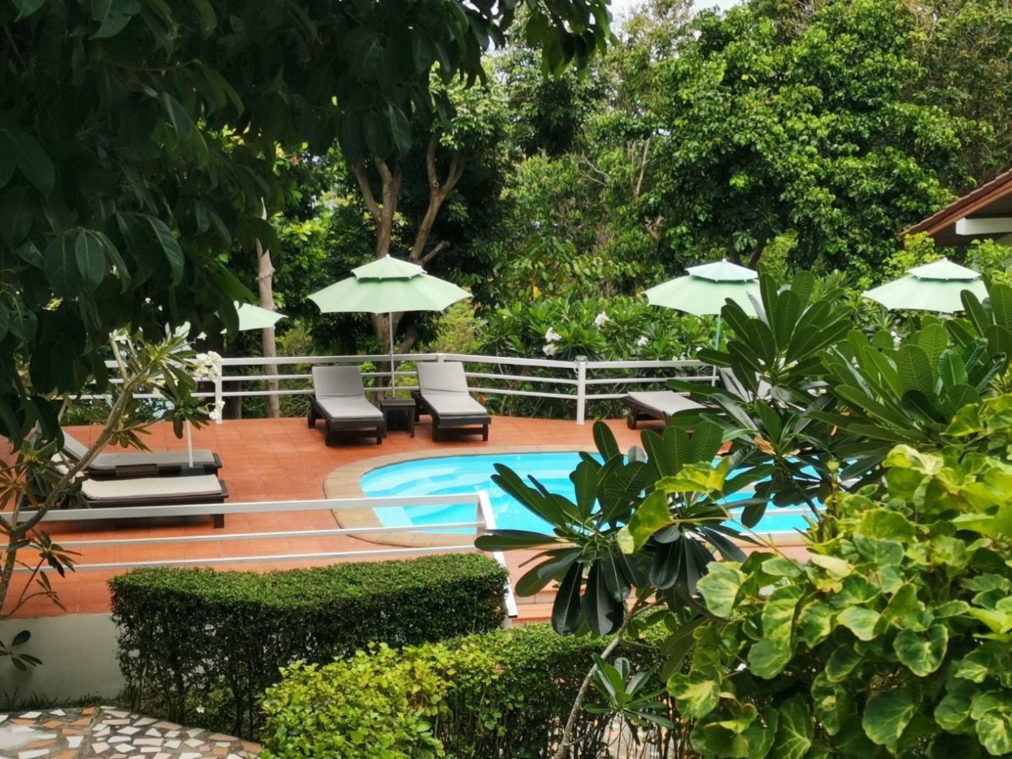 On The Hill Karon Resort Exterior foto
